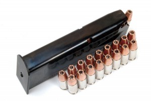 beretta p92fs magazine with 17 rounds of ammunition
